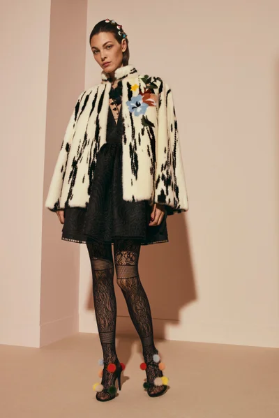Look 24